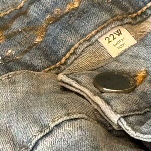 Seven Distressed Light Wash Boyfriend Jeans 22W